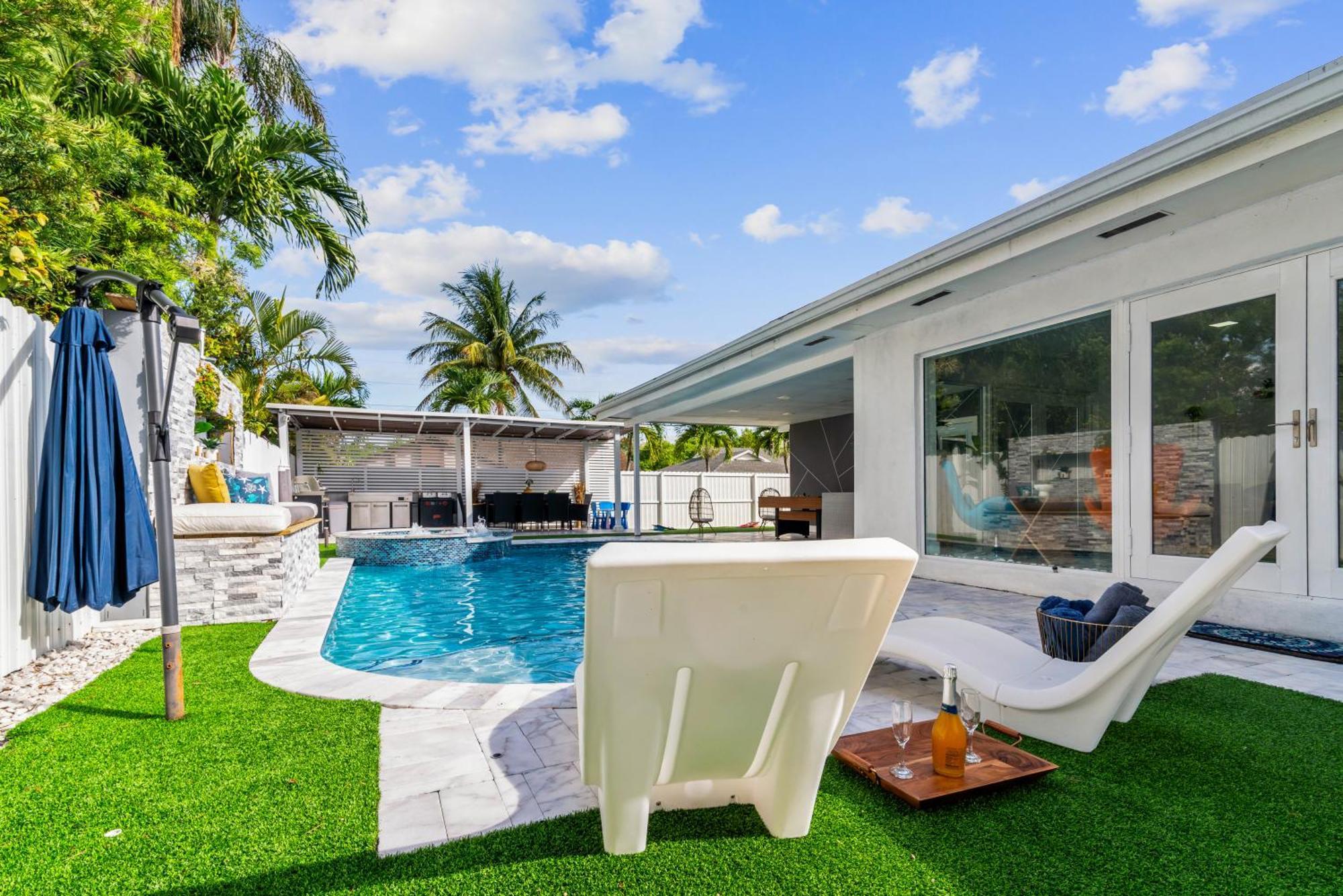 فيلا Miami Luxury House W Heated Pool & Jacuzzi المظهر الخارجي الصورة