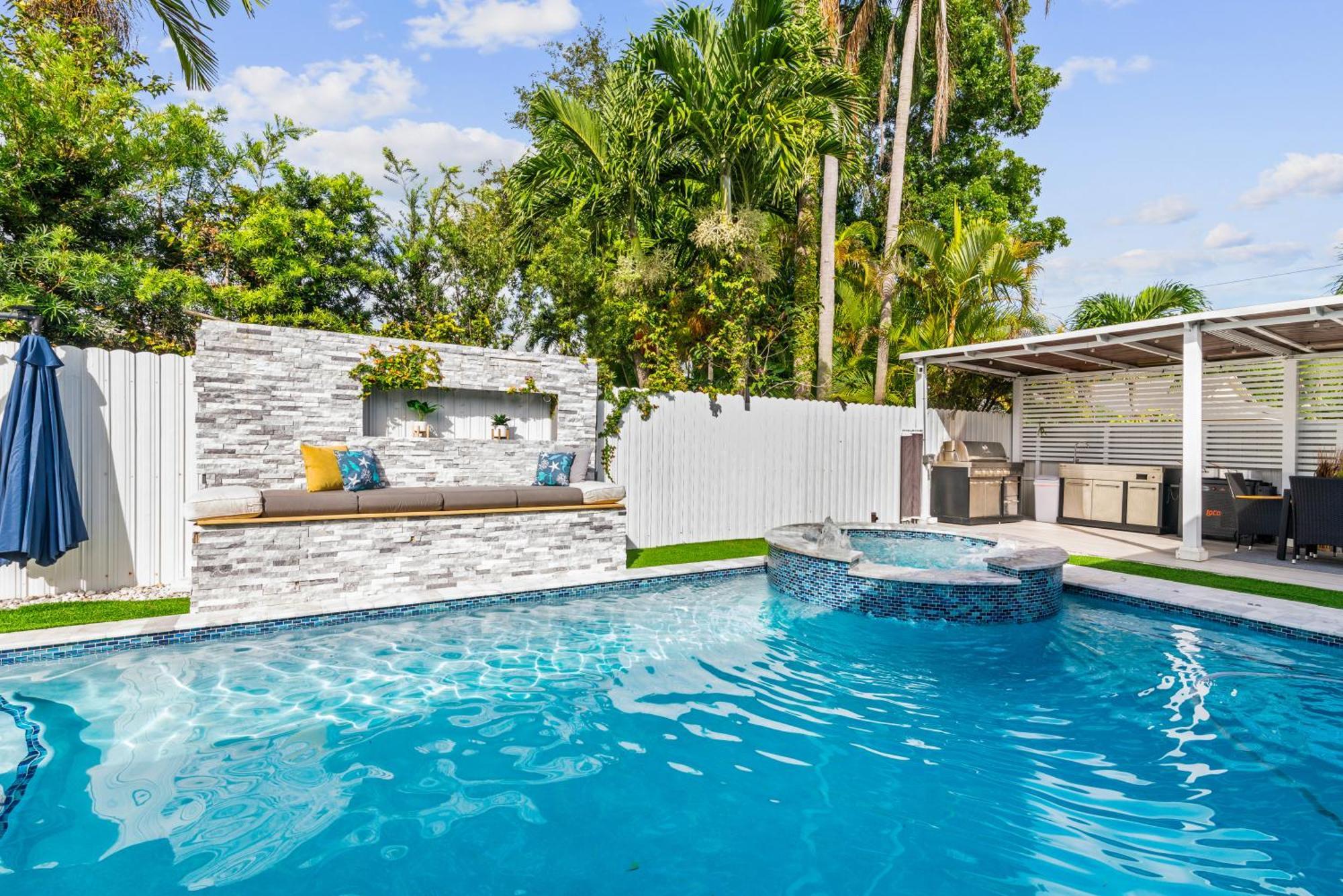 فيلا Miami Luxury House W Heated Pool & Jacuzzi المظهر الخارجي الصورة