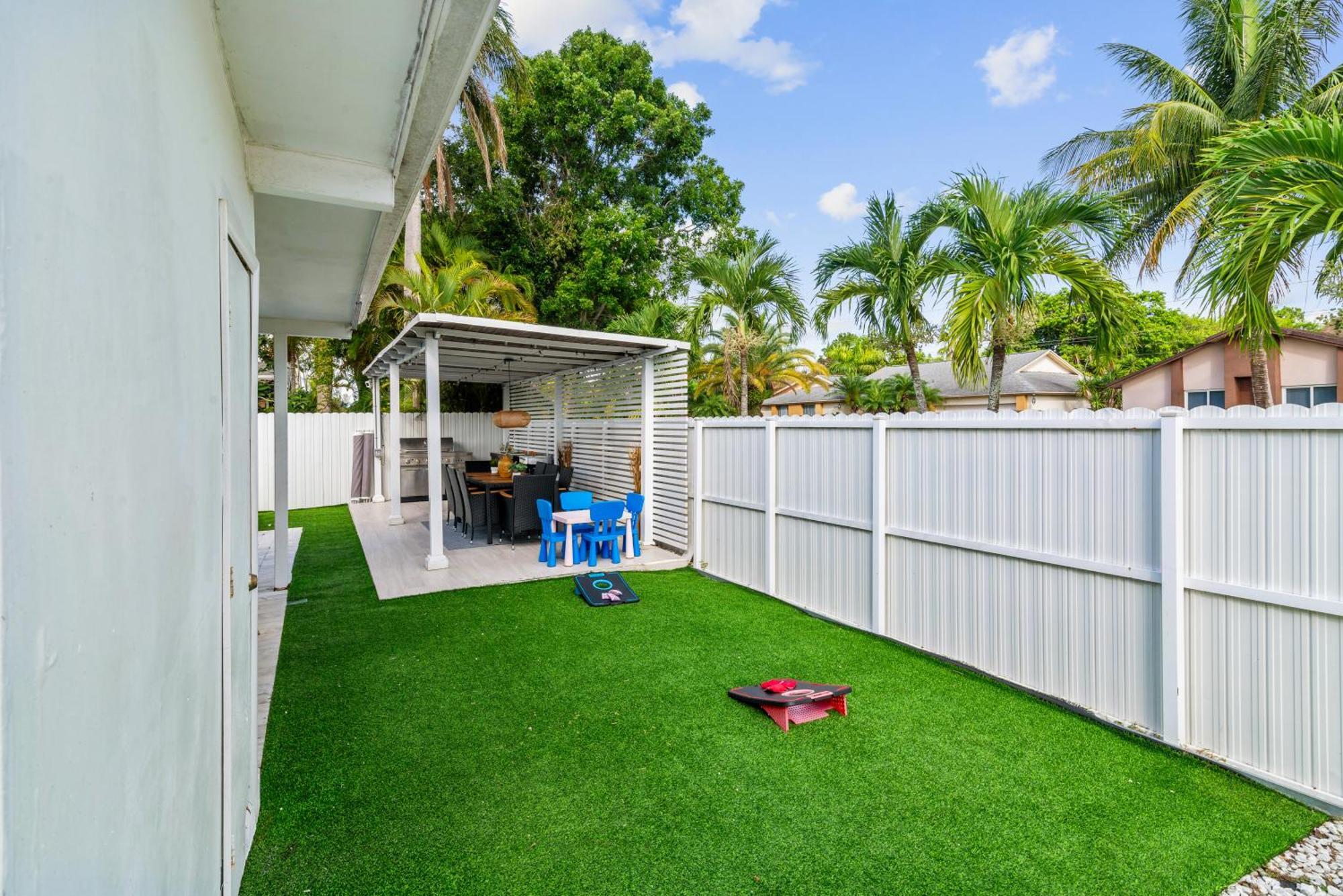 فيلا Miami Luxury House W Heated Pool & Jacuzzi المظهر الخارجي الصورة