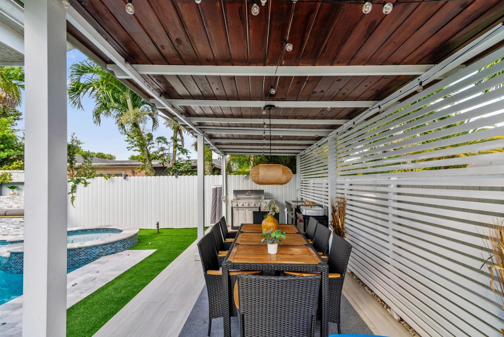 فيلا Miami Luxury House W Heated Pool & Jacuzzi المظهر الخارجي الصورة