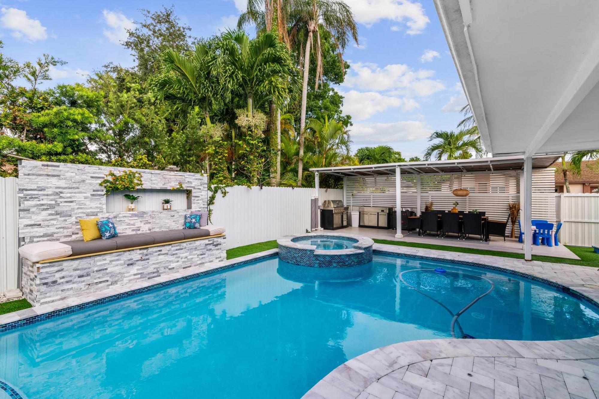 فيلا Miami Luxury House W Heated Pool & Jacuzzi المظهر الخارجي الصورة